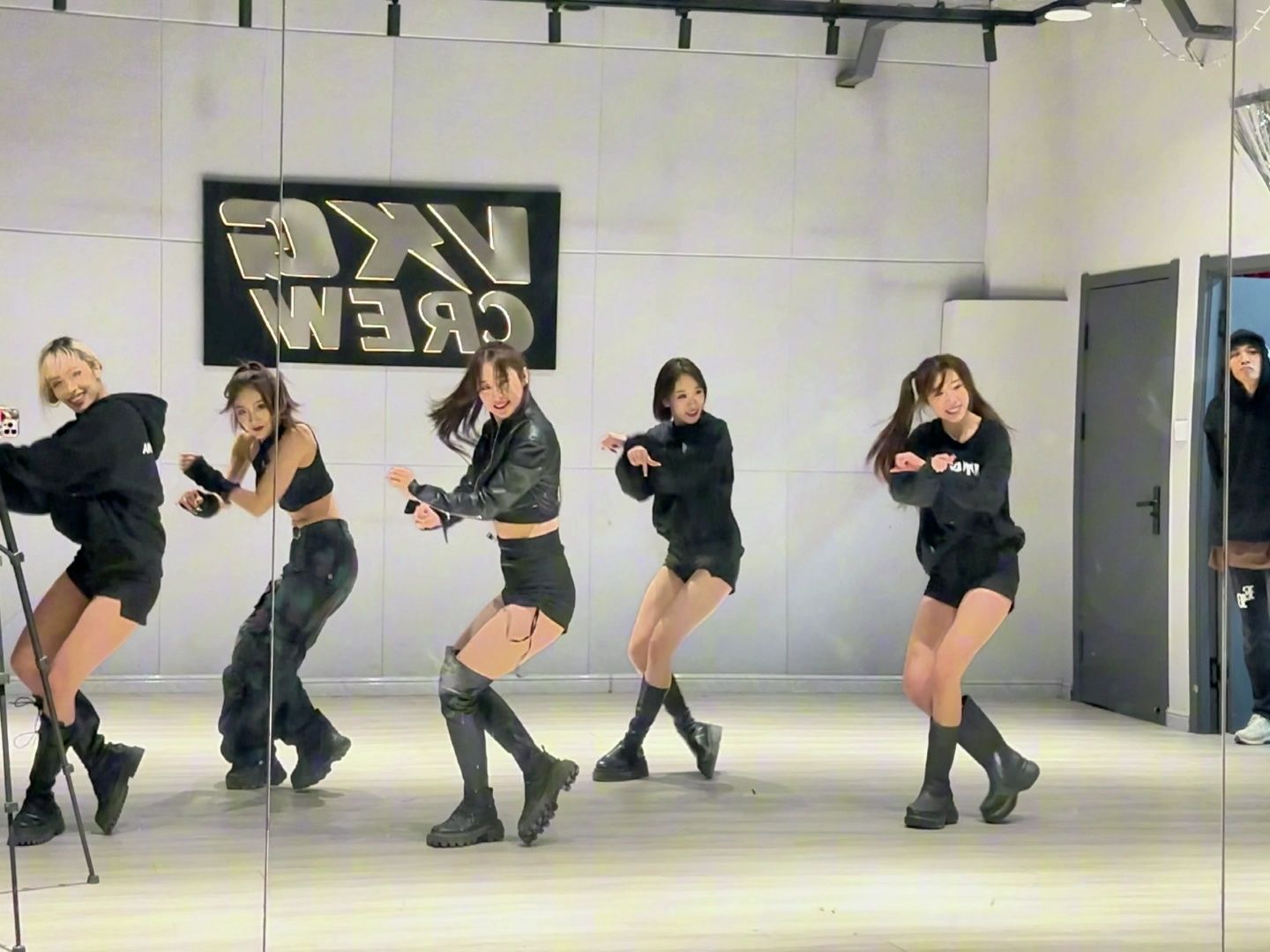 【vkg舞团】当蒙古舞遇到社会摇