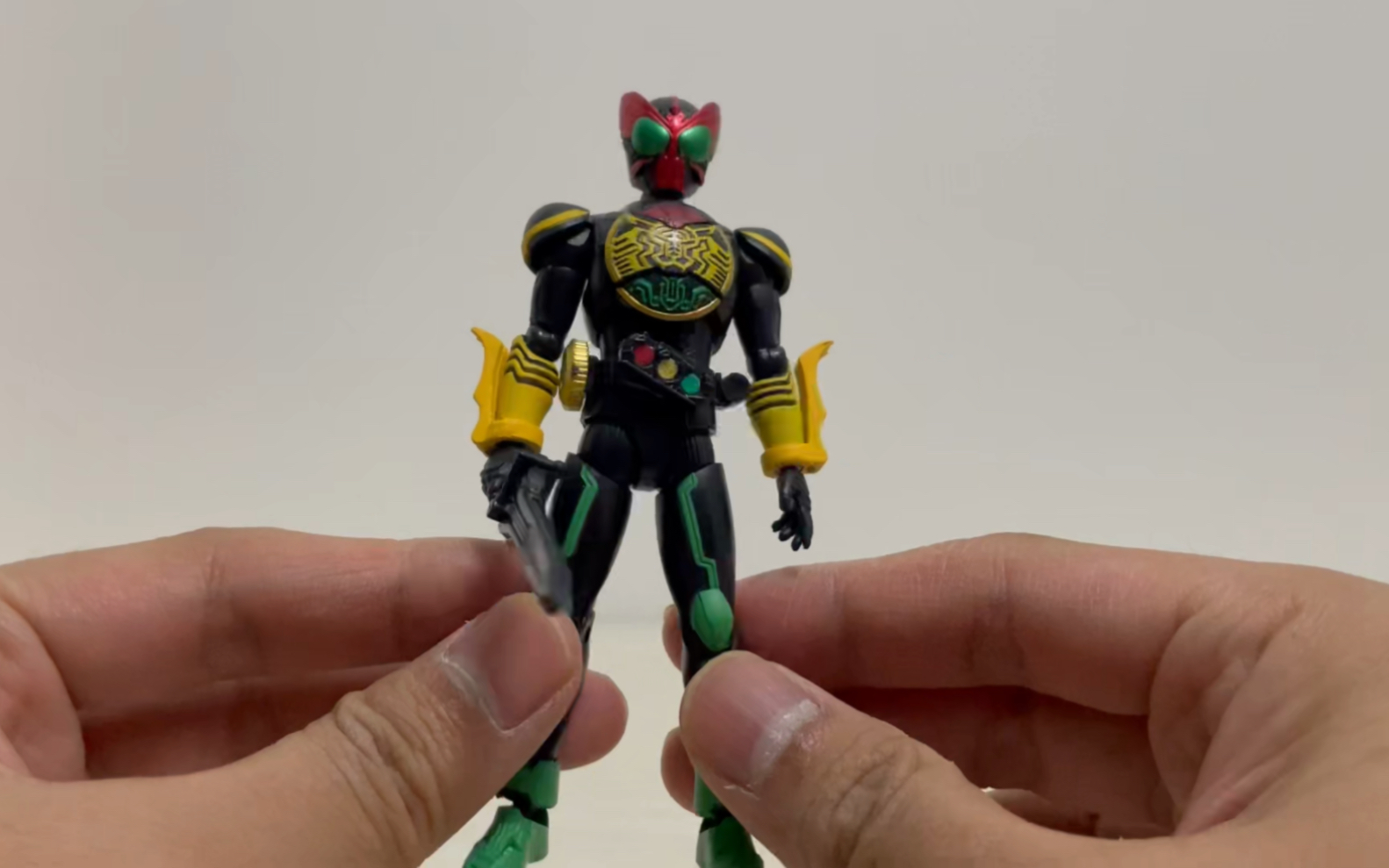 假面骑士ooo 欧兹掌动xx3 开箱!