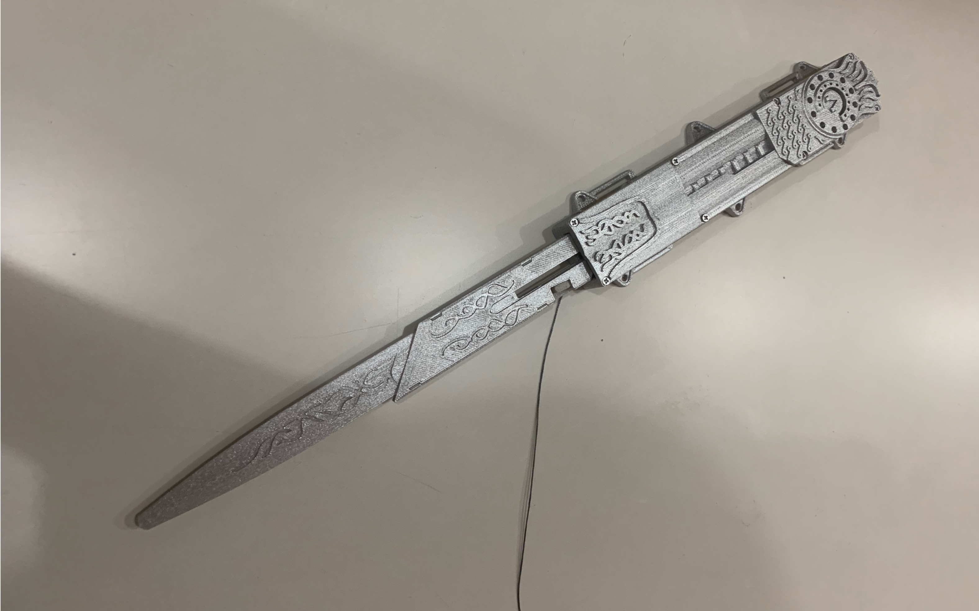 刺客信条兄弟会三段袖剑1.