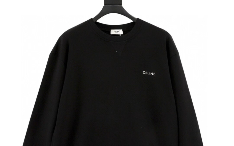 说一下celine赛琳小字母印花圆领卫衣
