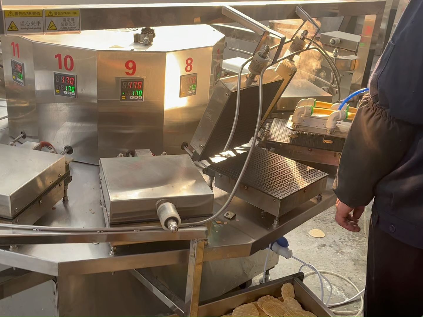 全自动压饼机器