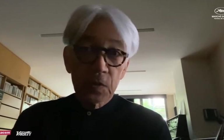 坂本龙一回到纽约后的这段期间,与10 位作曲家合作!哔哩哔哩bilibili