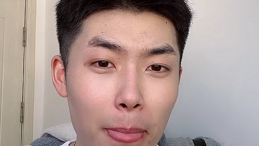 青筋弟弟首次回应断播问题,家人在家不敢乱叫_哔哩哔哩_bilibili