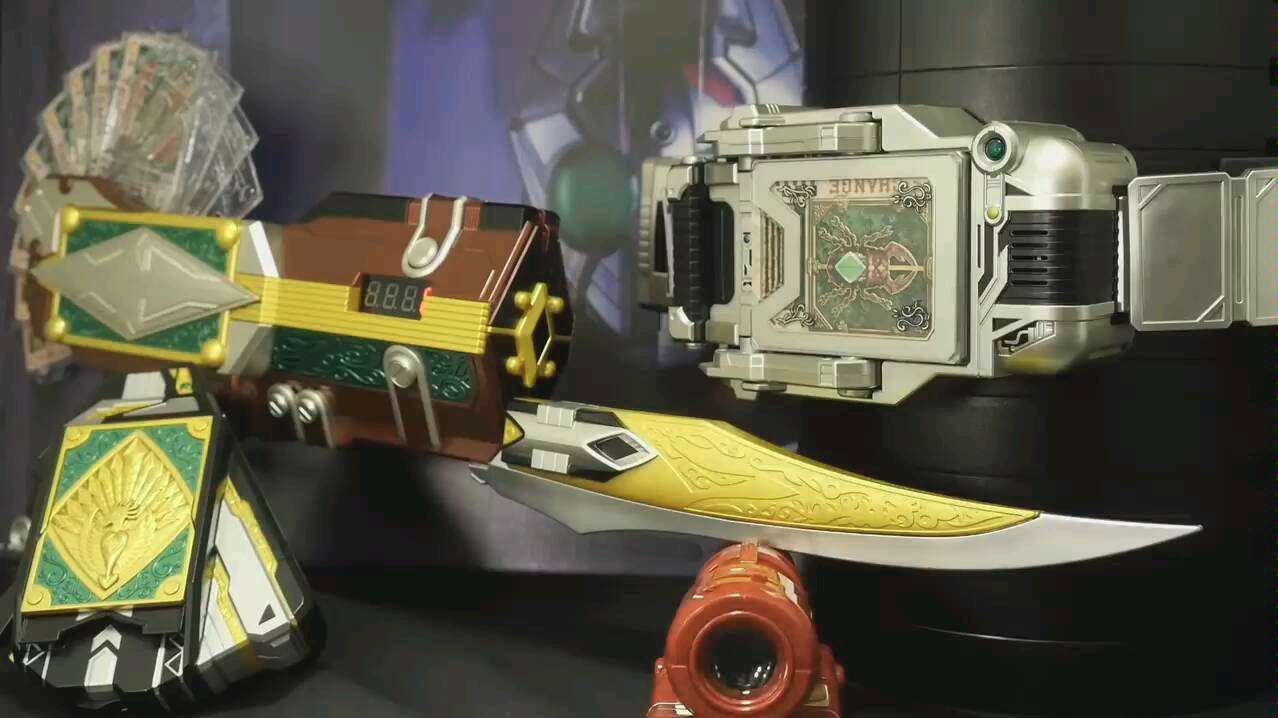 [转载]假面骑士格连,csm醒枪,腰带,骑士融合器