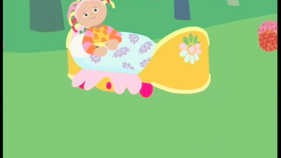 花园宝宝:开始讲故事啦,唔西迪西正在睡觉,结果好朋友们来了