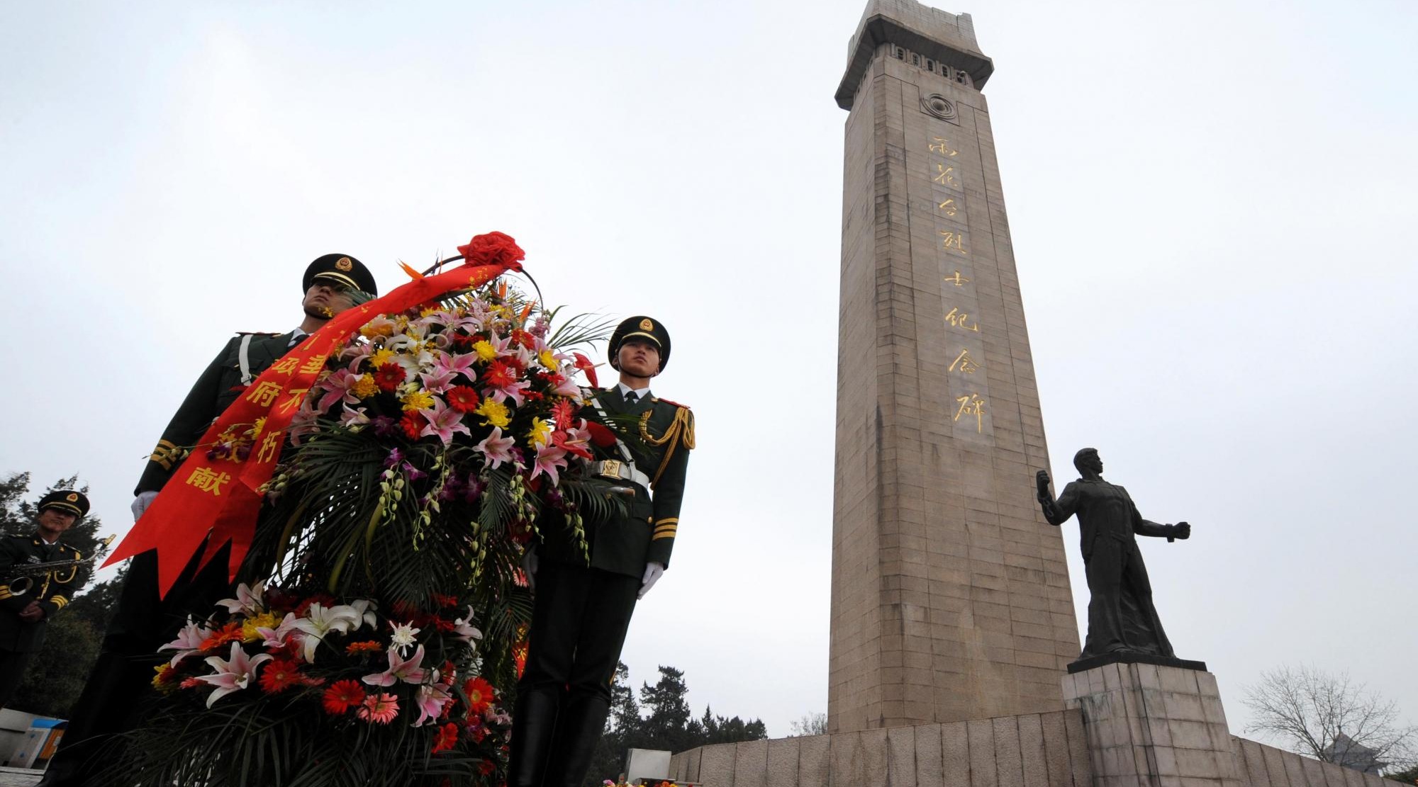 [图]【照理说事】中国的英雄不容许任何人侮辱！《英雄烈士保护法》就是最后的底线