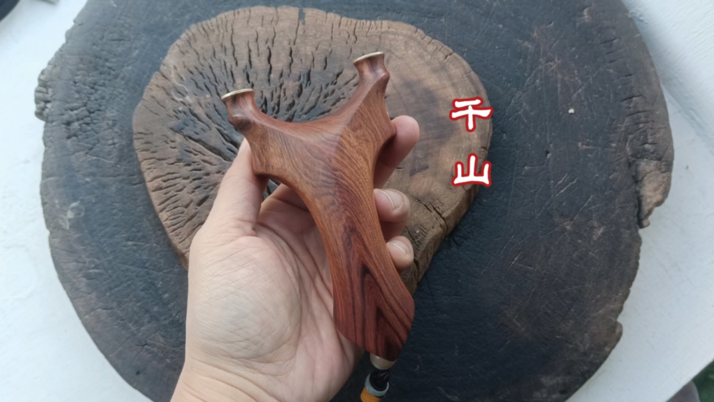 好弓推荐,很久没做了,沙漠铁老料秒沉水精美花纹手工地煞弹弓76-15