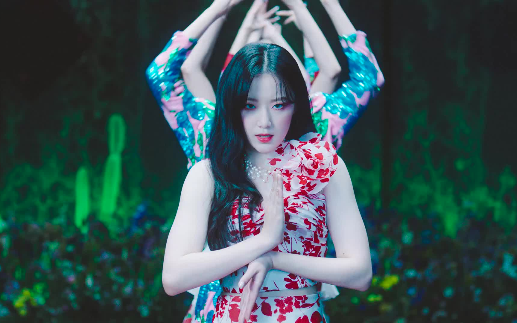 女娃们的新专来了gidle火花hwaa官方高清1080p版