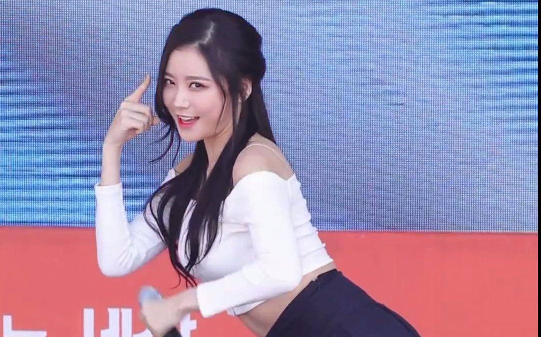 hellovenus(李瑜瑛)-我是艺术(im ill) 20160528 户外热舞饭拍剪切