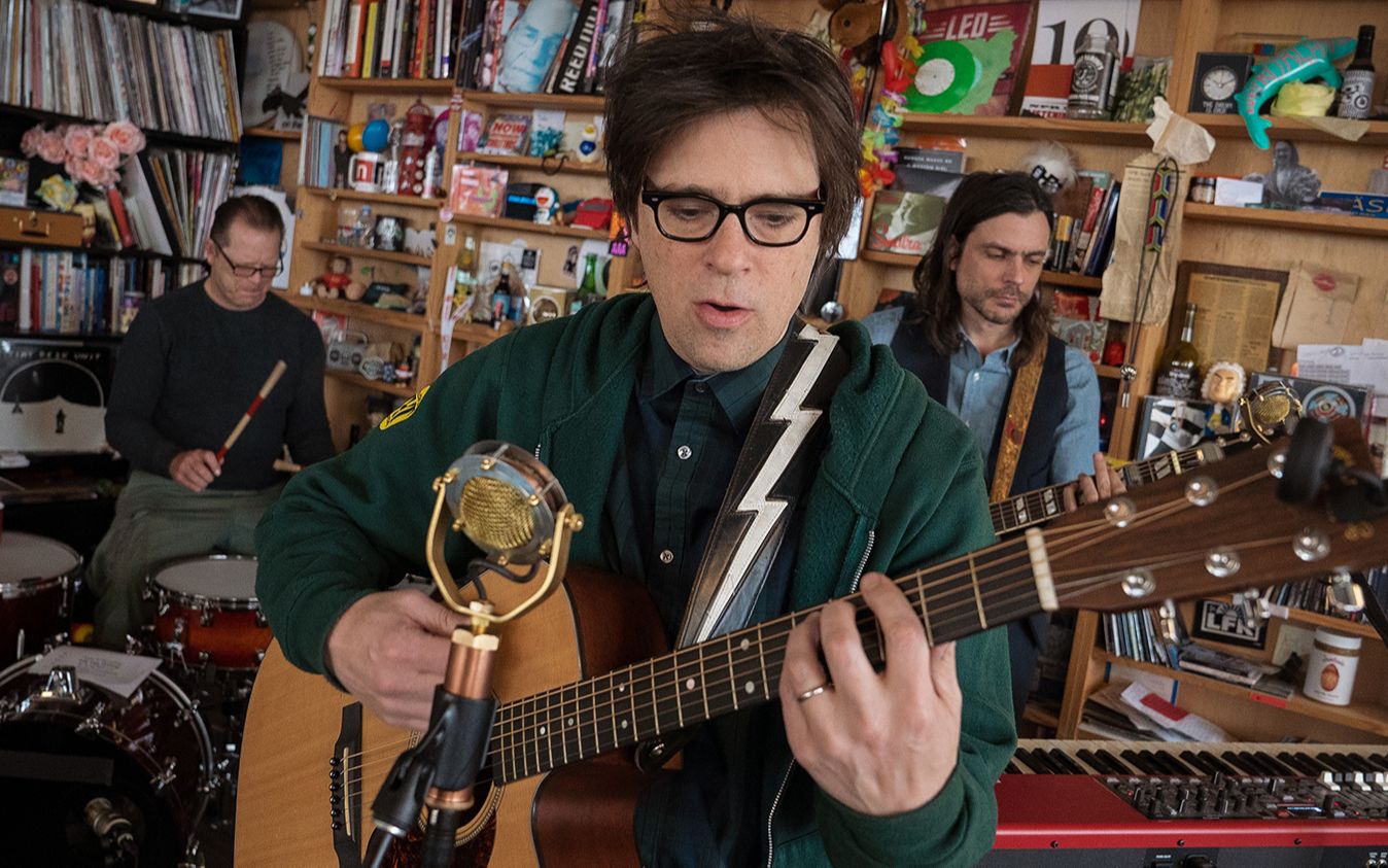 [图]【Weezer】2019 NPR小桌音乐会 | NPR Music Tiny Desk Concert