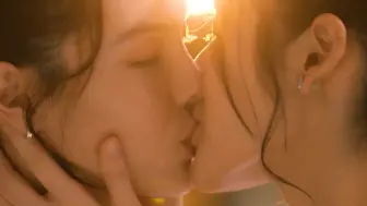 Télécharger la video: 青梅竹马の爱情💕《爱情诡计》泰式百合剧月底奉上❗