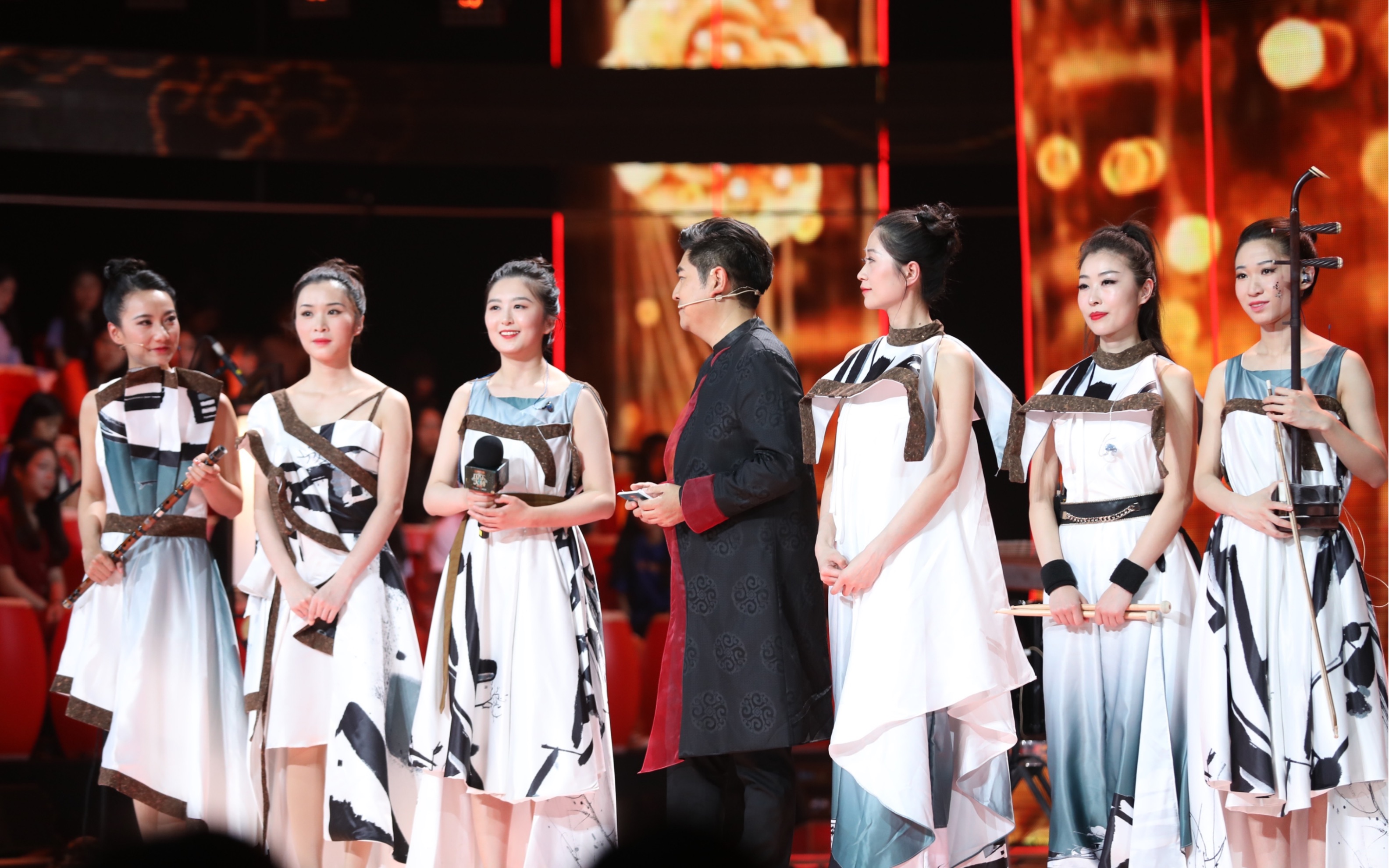 国乐大典第二季《晚秋》·中西合璧,手风琴助阵芳华十八