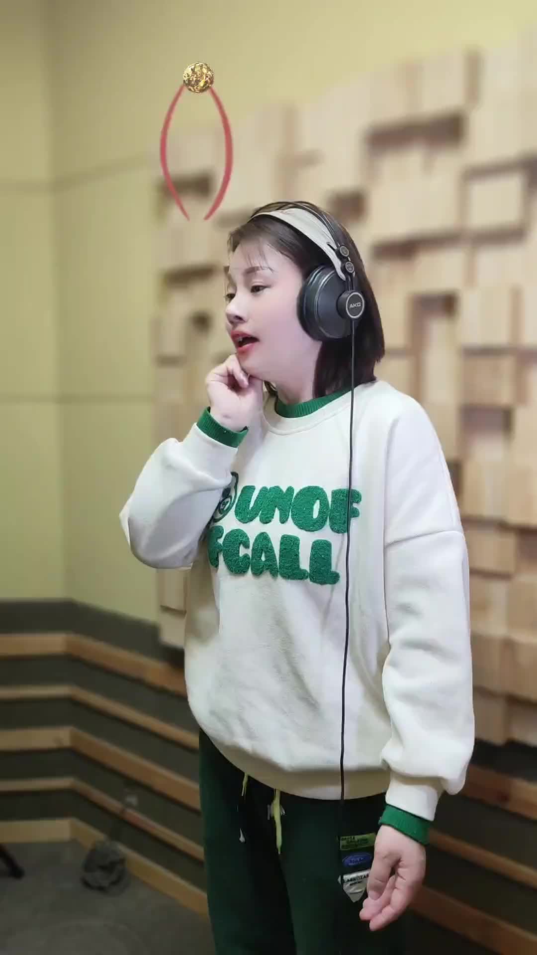 明天3月12日下午2点31分上线原创歌曲歌手谭英