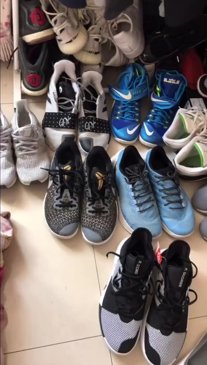 体育生宿舍是什么味道?