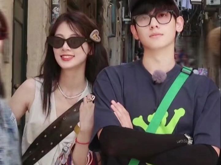 胡先煦不让赵昭仪喝冰饮料,这不得把我嗑死.