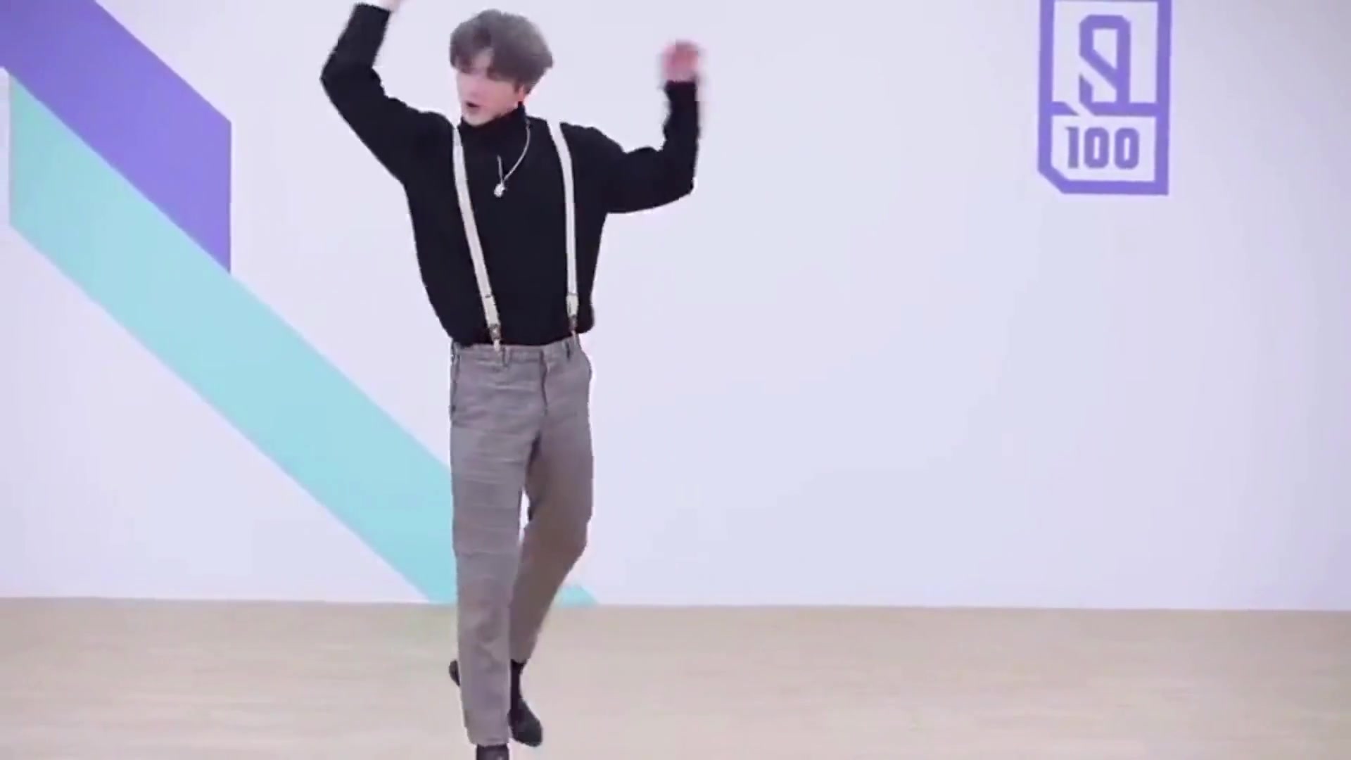 蔡徐坤唱跳rap篮球20分钟