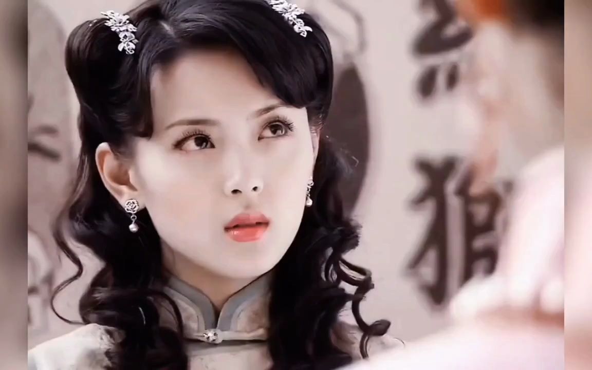 小学毕业的杨超越vs中戏毕业的小刘佳!完全理解什么是生不逢时了