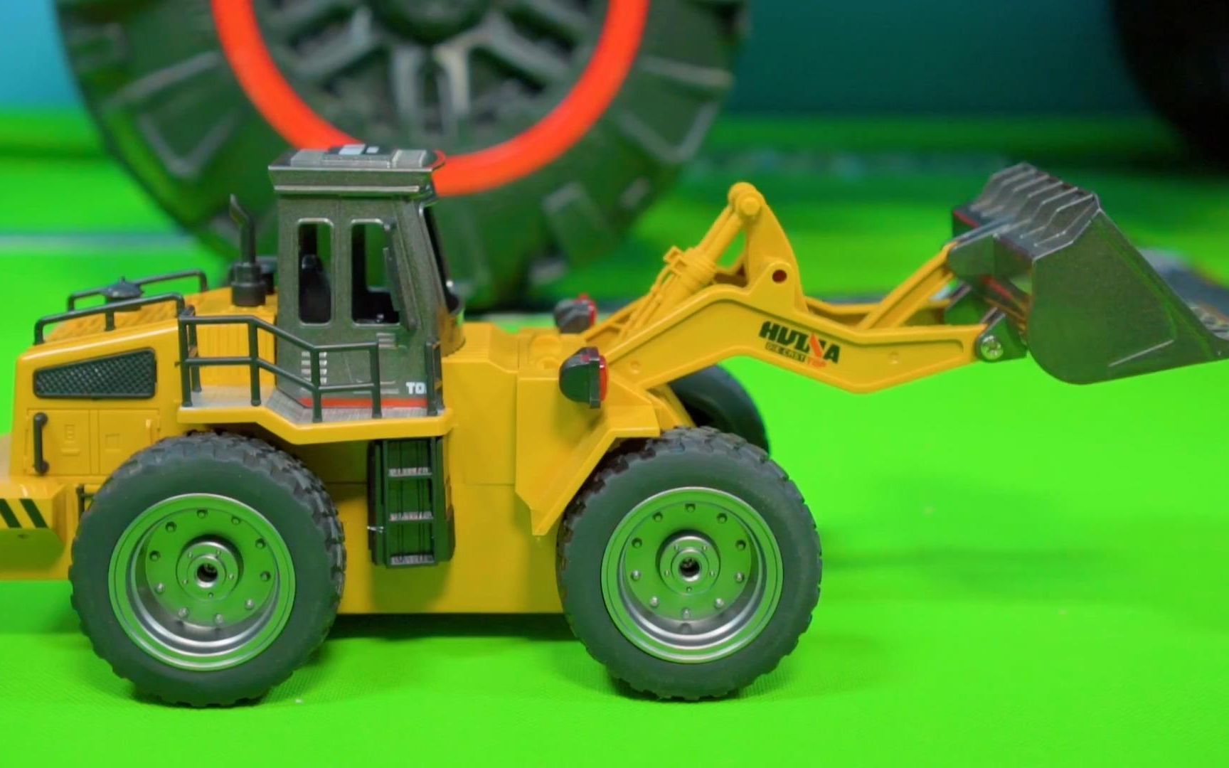 挖掘机视频 工程车玩具视频 卡通车玩具 母婴启蒙!