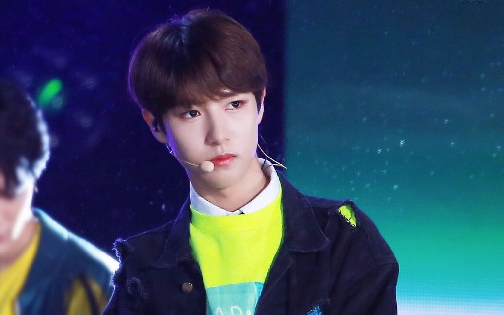 【黄仁俊】180512 梦想演唱会 go(foxinthebox323)_哔哩哔哩 (゜-゜)