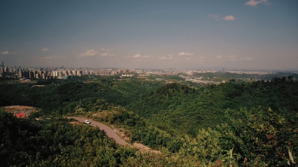 牛角坡,据说是贵阳市观山湖区海拔最高的360Ⱘ炦™累𐥓”哩哔哩bilibili