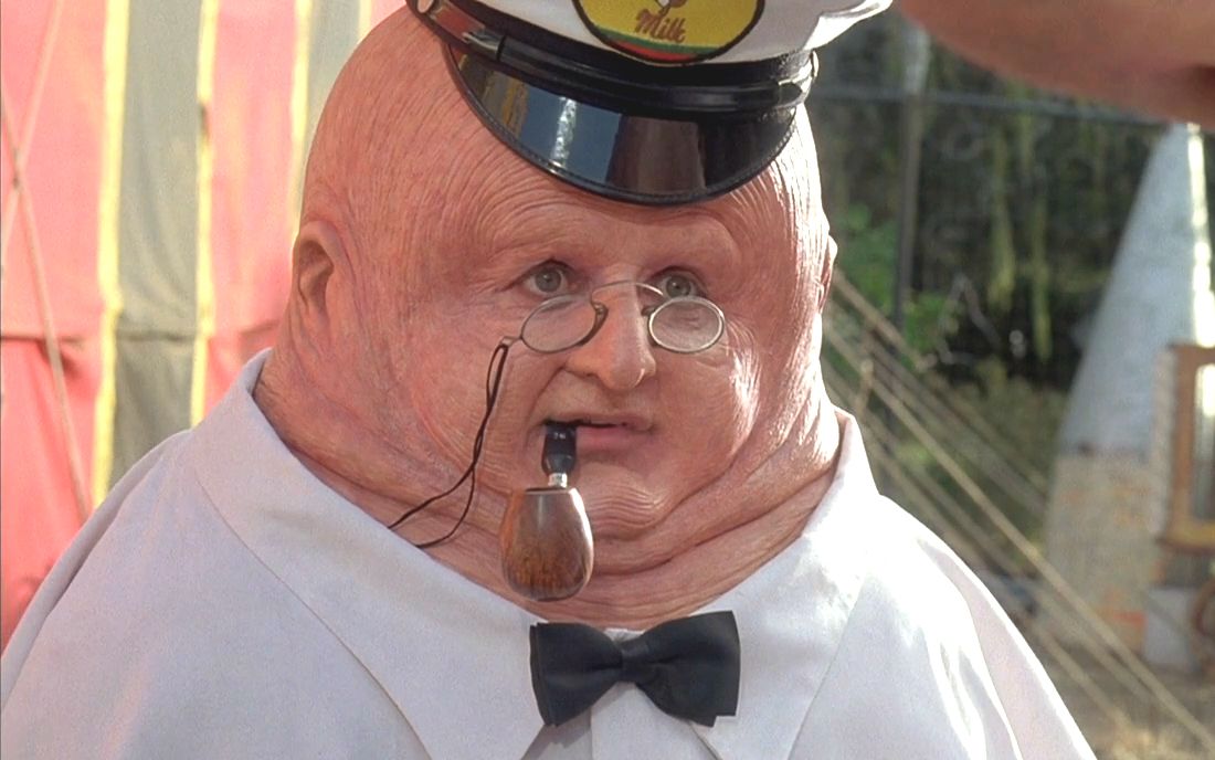 坏博士发明一种神奇液体,涂抹在皮肤上人发生变异,帅哥变虫子