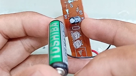 焦耳小偷电路1.5v升压30v