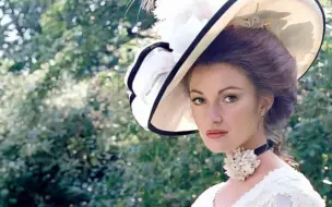 下载视频: 简·西摩（Jane Seymour）——倾国倾城恨有馀