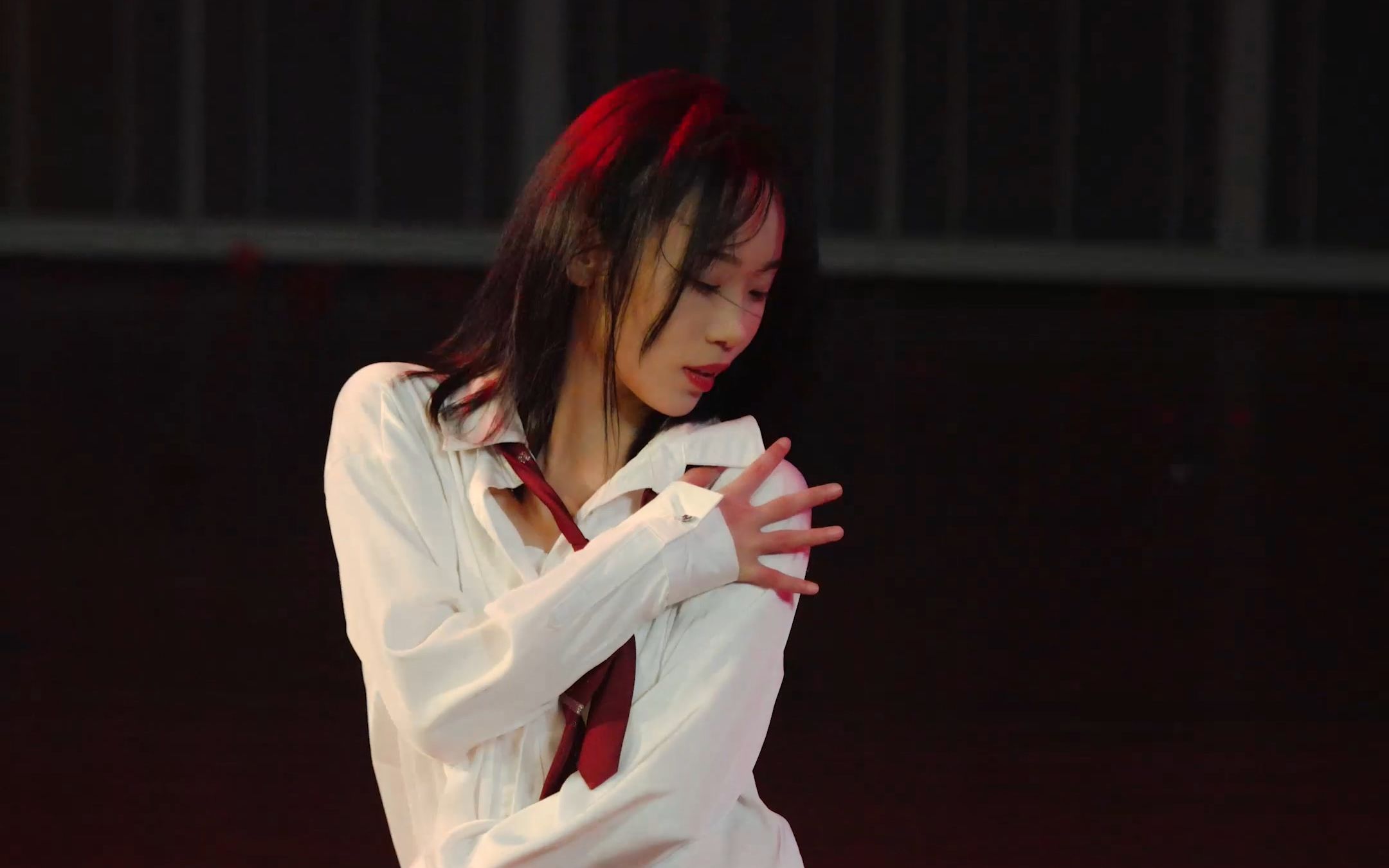 29 张冉冉发言时刻表演《合理失控》