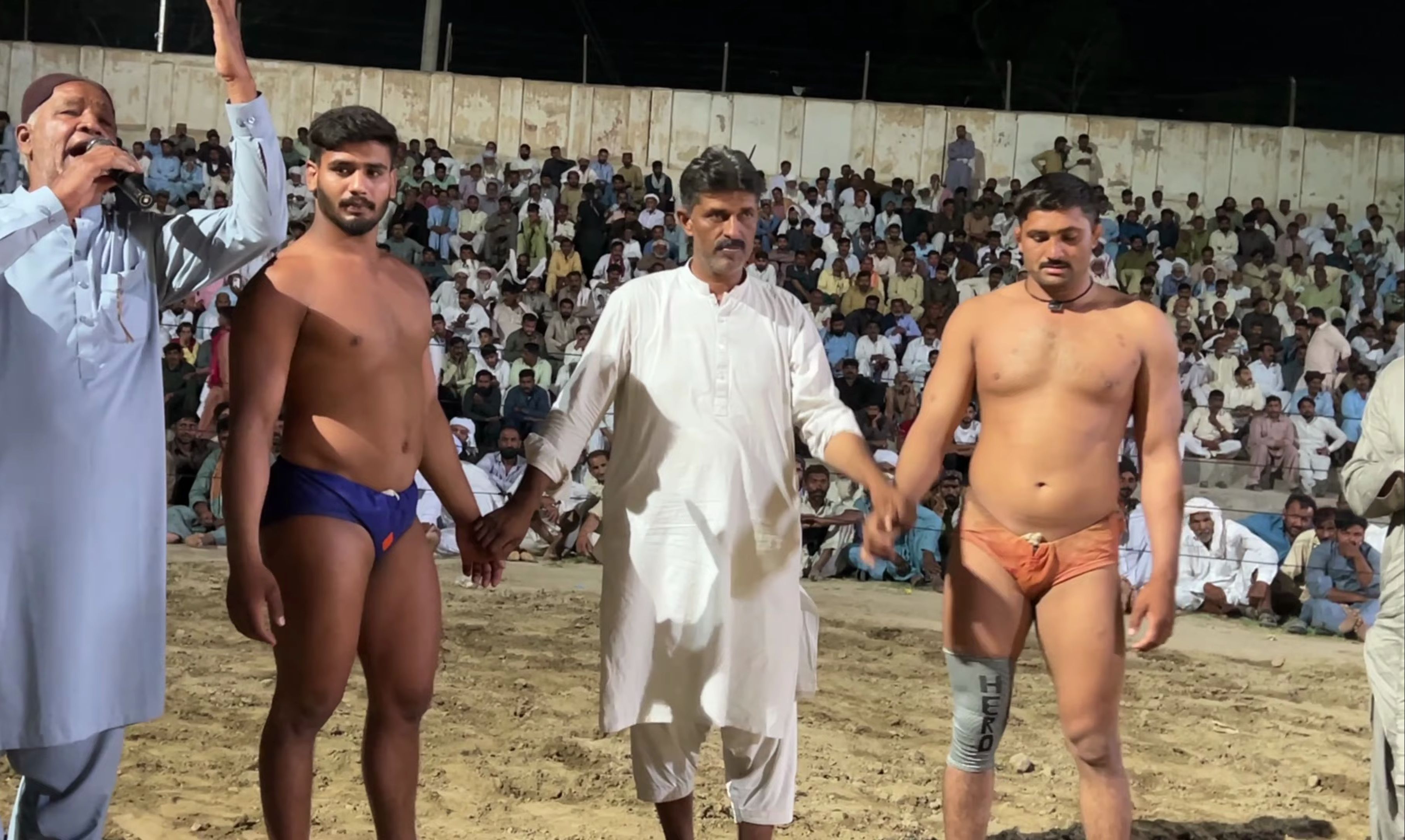 Akbar Pehlwan Kumbar Vs Ahmad Pehlwan Kharwala New Kushti Kushti Dangal Bahawal哔哩哔哩bilibili