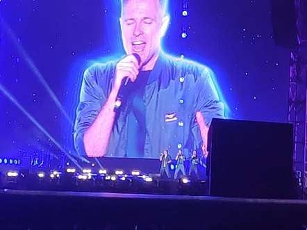 [图]【西城男孩westlife】“与爱同行”中国特别巡演6.1北京场《Starlight》