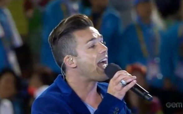 [图]Anthony Callea《Go The Distance》(Live)