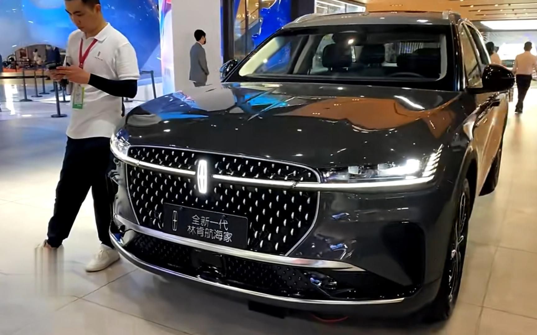 2024款林肯航海家亮相!4.9米车身 2.9米轴距,还看啥x3