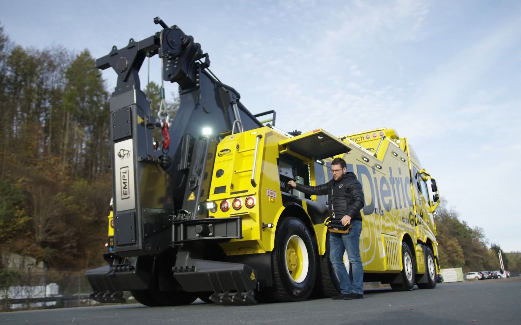 好漂亮的救援拖车!沃尔沃fh16 750