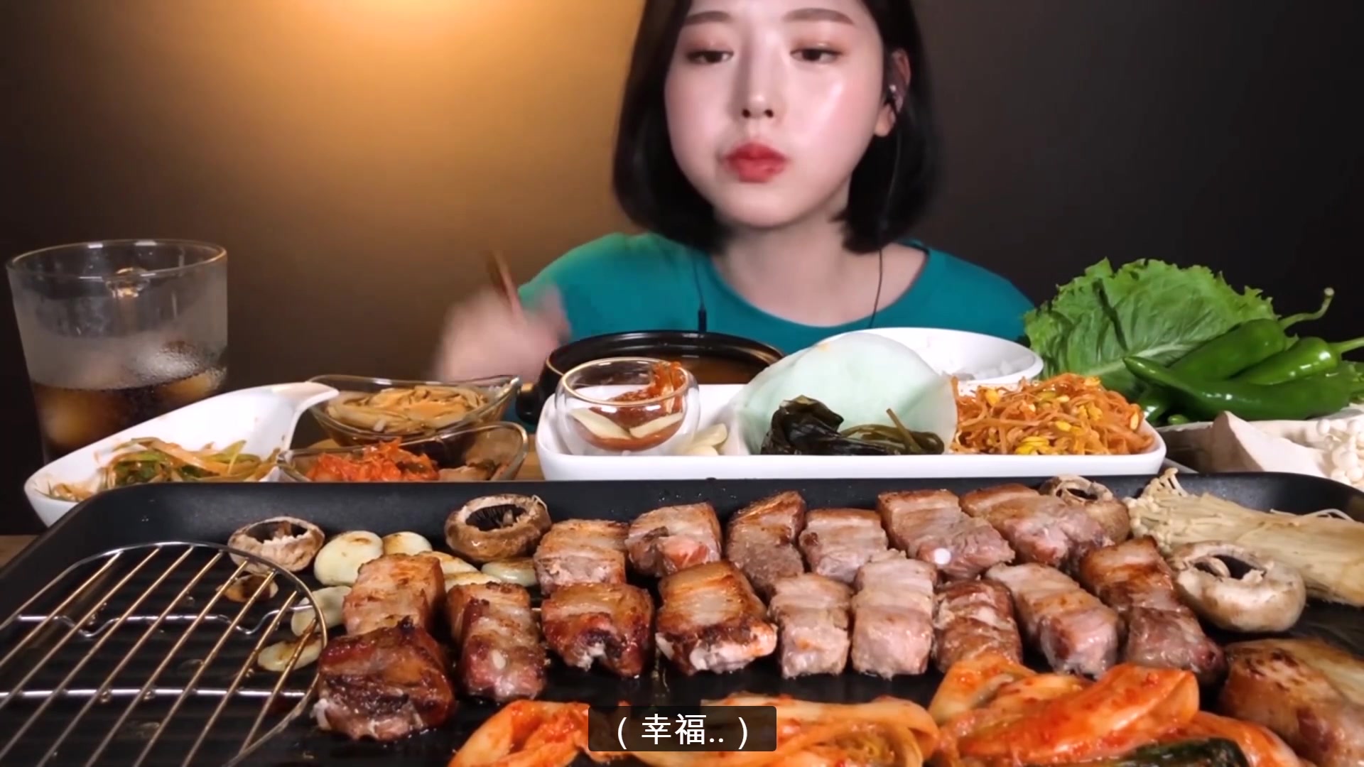 吃播韓國小姐姐boki烤五花肉