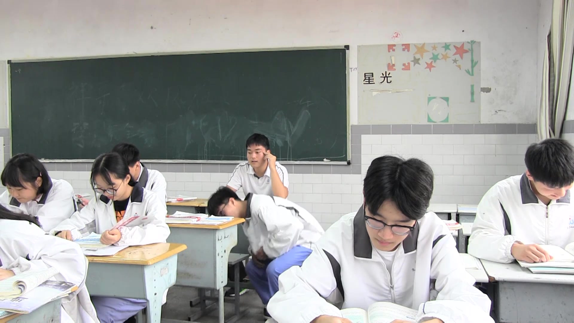 平望中学2019学生微视频:手表的故事