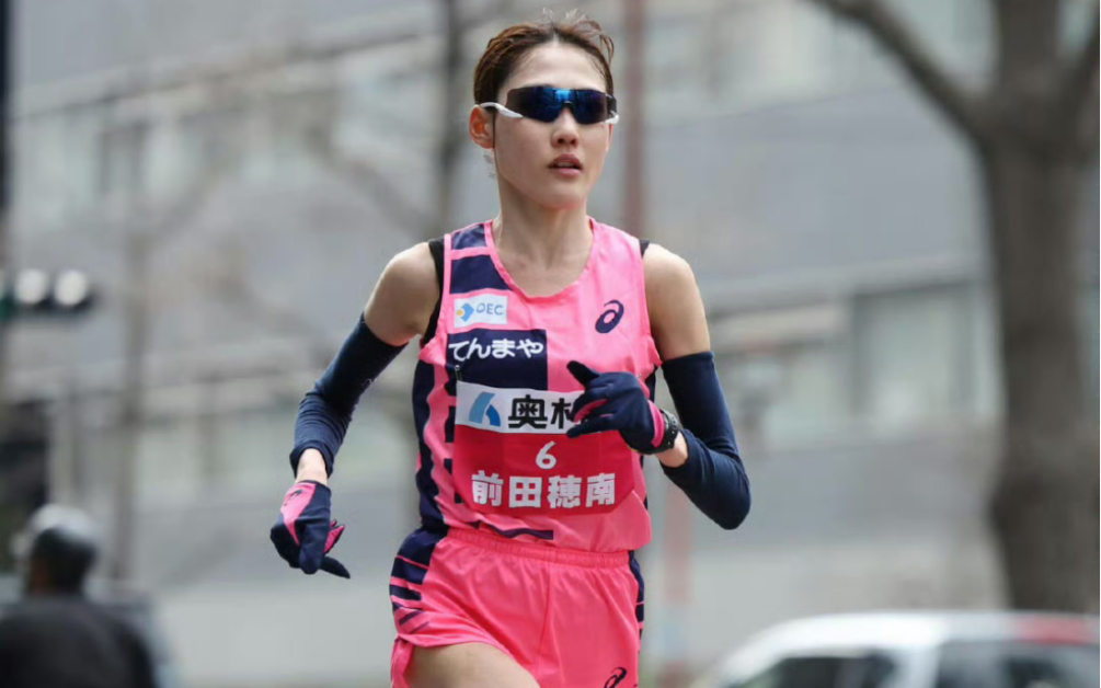亚瑟士站起来了!中国女子马拉松记录何时能打破?