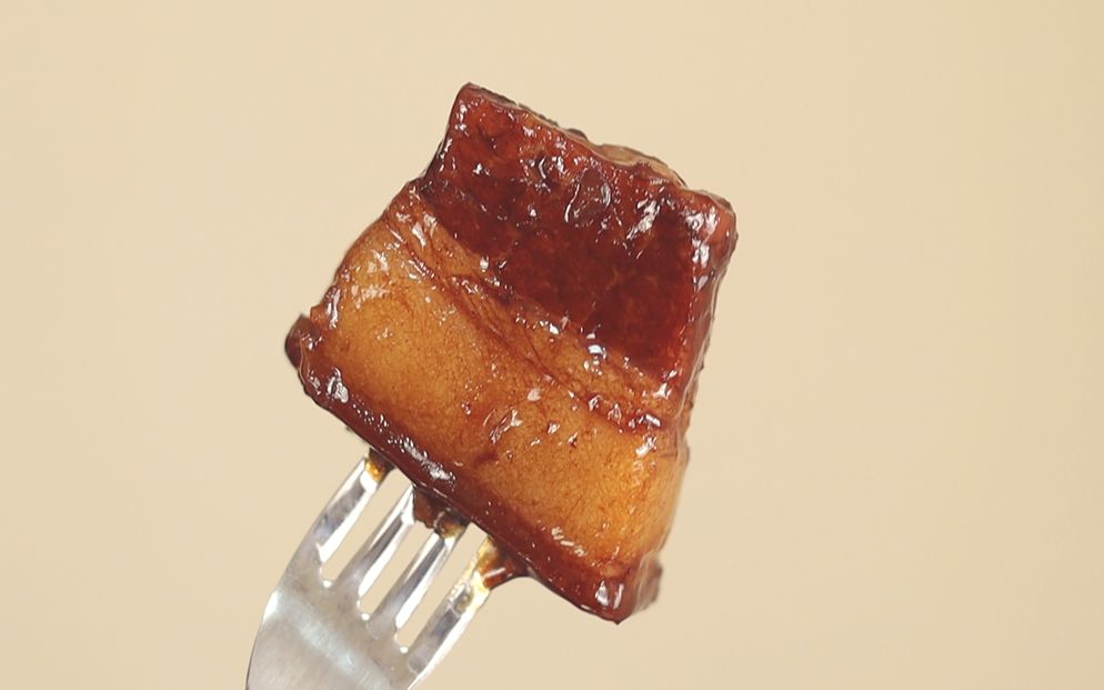 谁又能抵挡这一块红烧肉的诱惑呢?