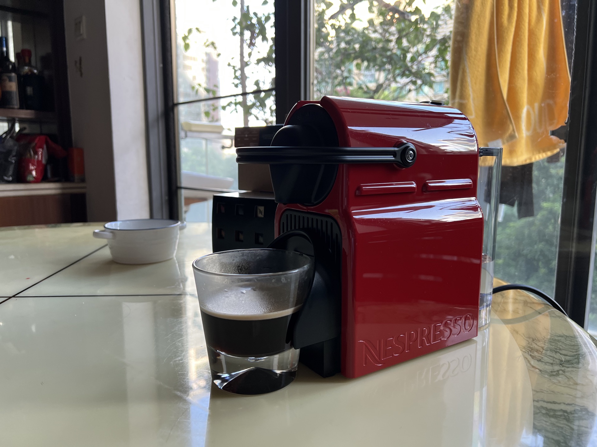 nespresso胶囊咖啡机如何设置出水量