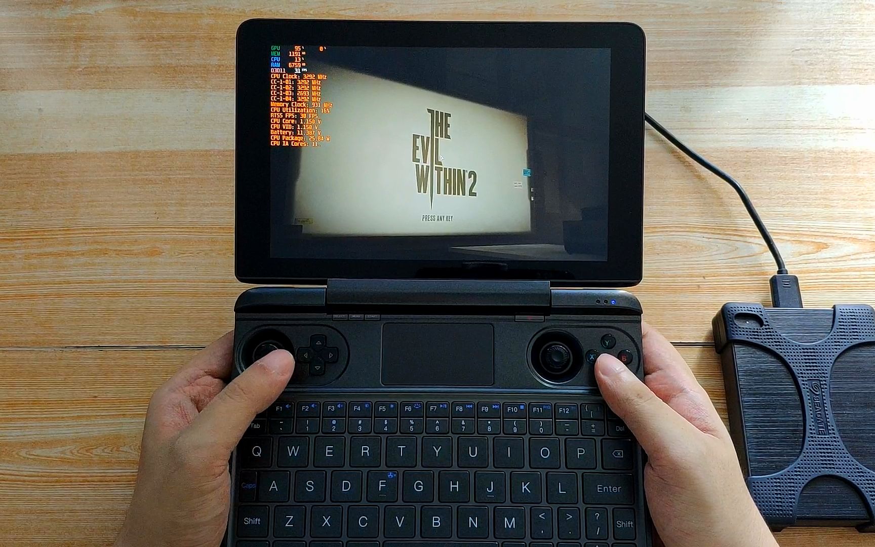 gpd win max 掌机 中高画质试玩 第七十三期 恶灵附身2 30帧左右_哔哩