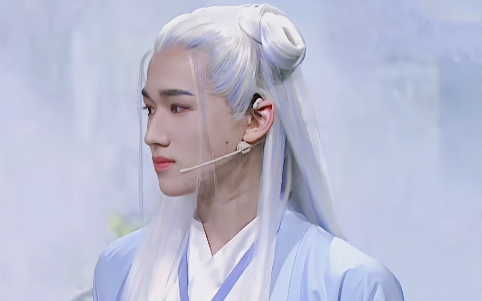 宋亚轩-"白滚滚" 《凉凉》《王牌对王牌》