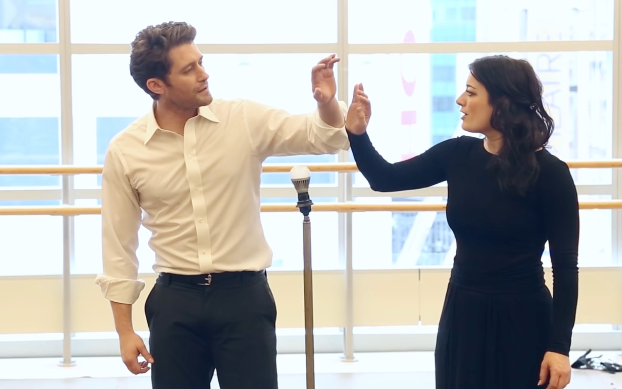 [图]FINDING NEVERLAND in Rehearsal: "What You Mean to Me"