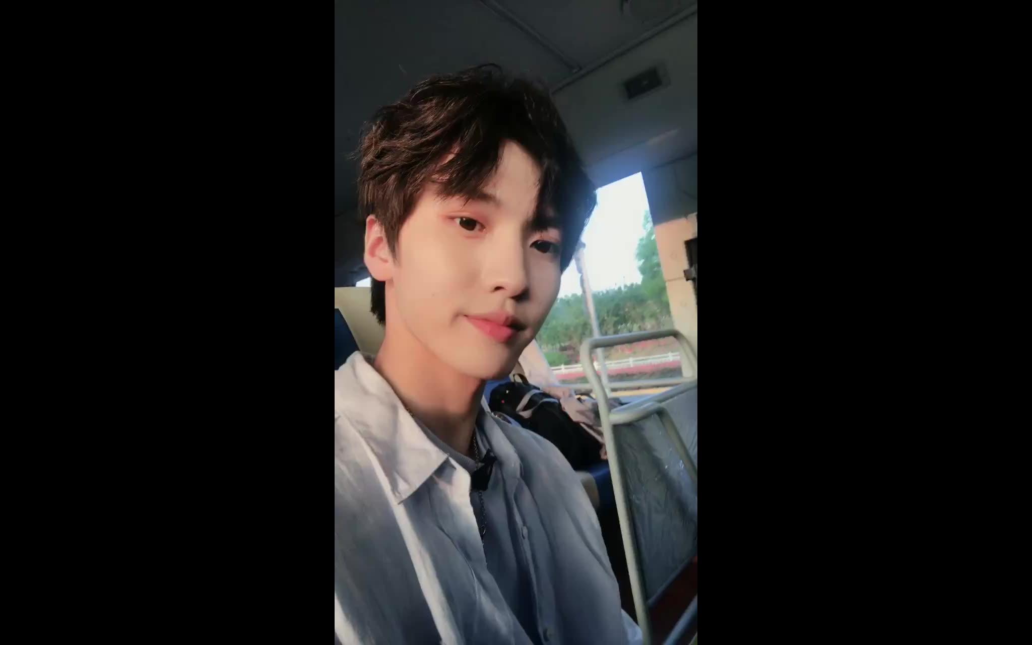 【trainee 18】香蕉娱乐 姜京佐 寺草 微博故事(持更)