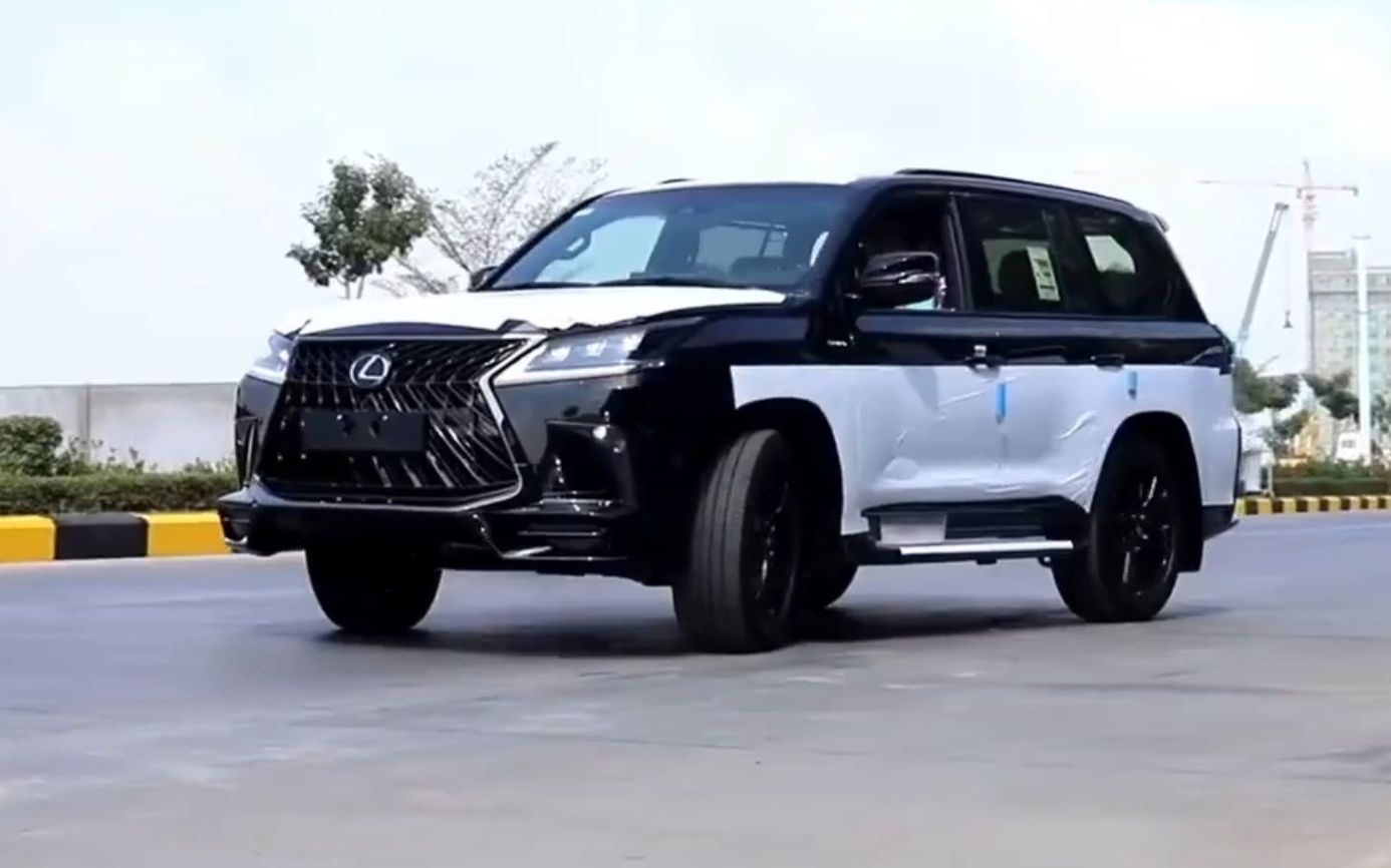 分享一下雷克萨斯大57黑白双拼,回头率超高!