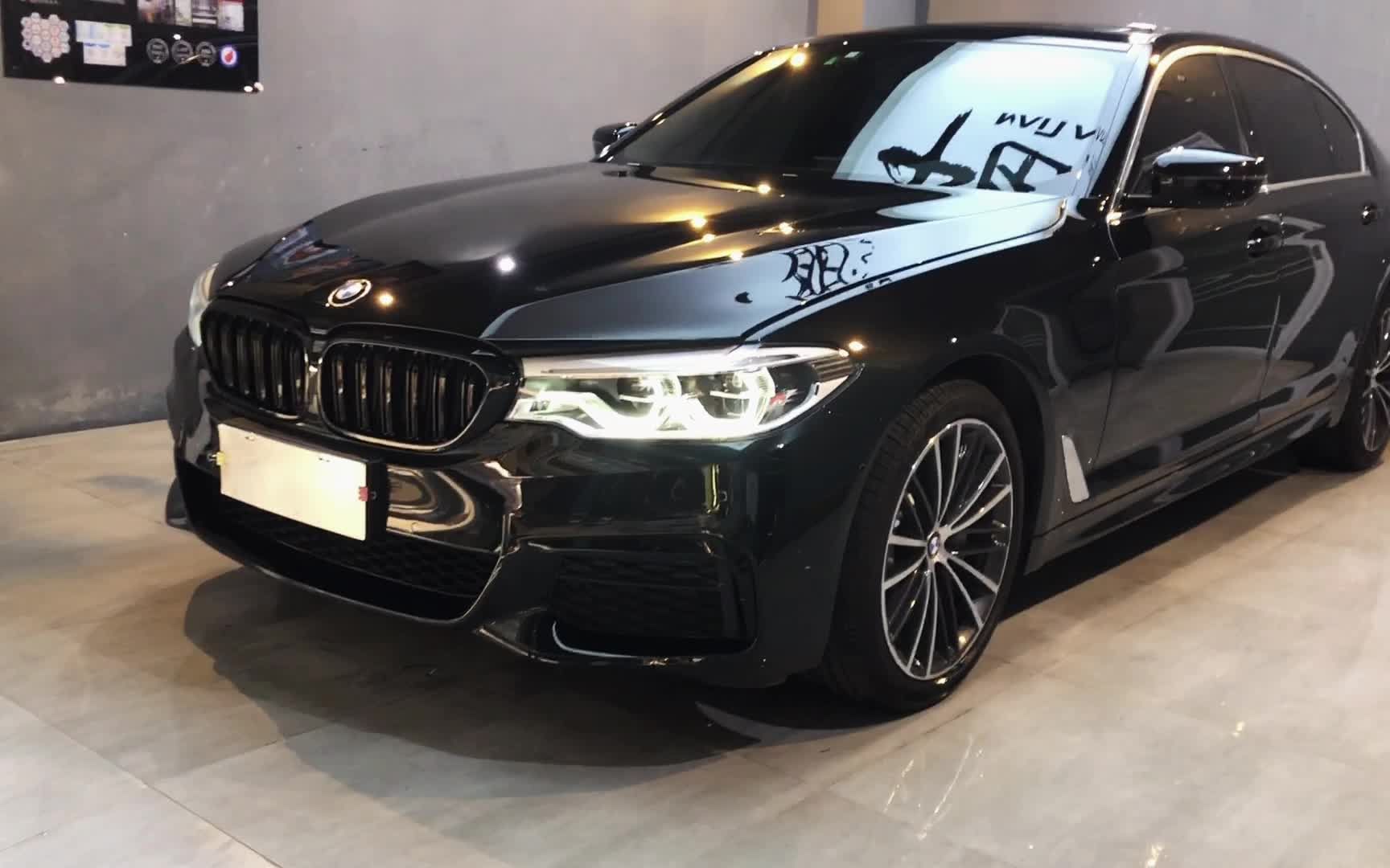 黑色宝马530装贴漆面隐形车