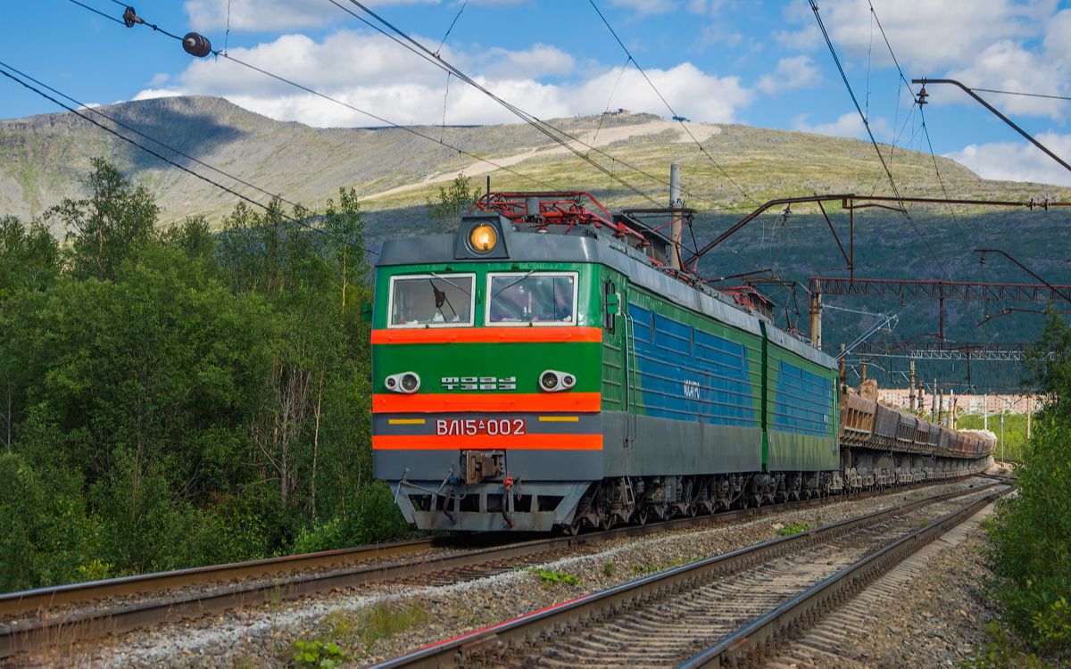 【搬运】【世界铁路】不支持再生制动的"恐龙机车"——俄罗斯联邦apa