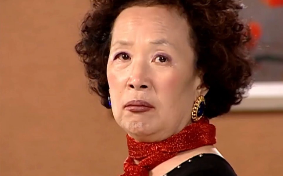 [经典修复]搞笑一家人—文姬一化妆,大家都直呼辣眼睛