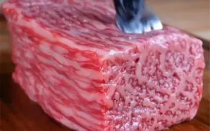 Скачать видео: 粉粉嫩嫩雪花牛肉