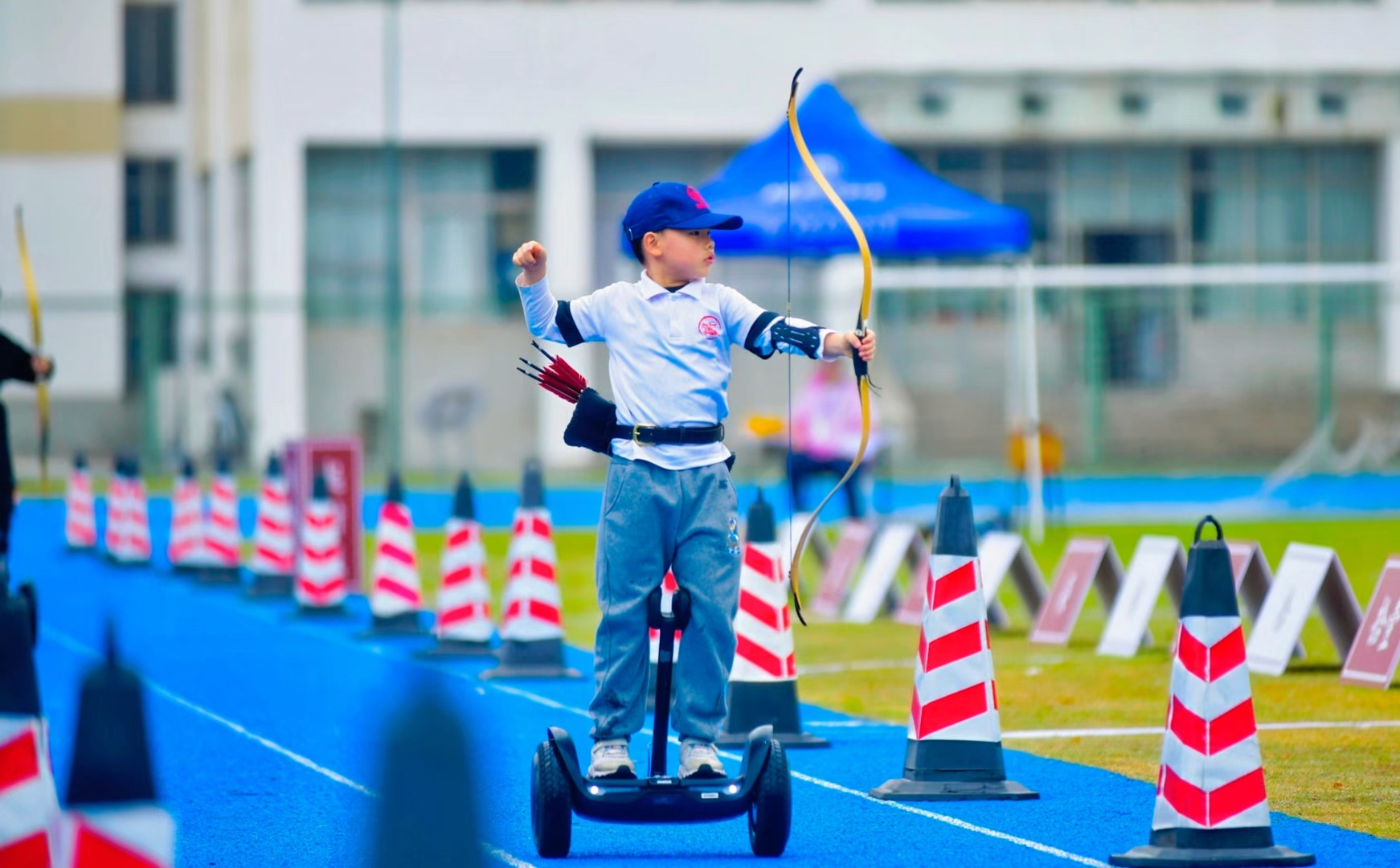 燃爆!B站独家:射箭与科技骑射交织的射御运动会盛宴!哔哩哔哩bilibili