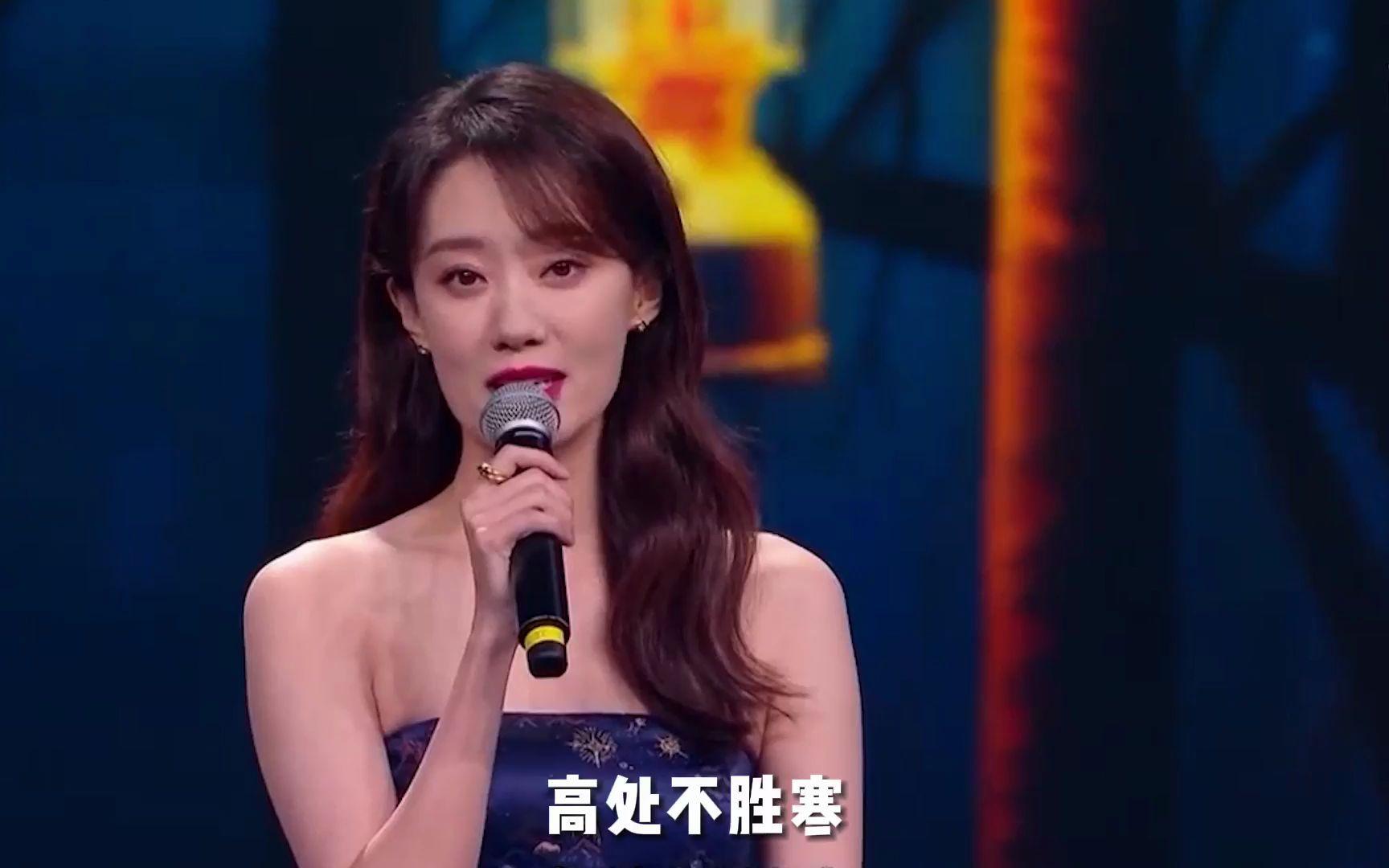 "妈系少女"张小斐,唱歌上了热搜,神仙嗓音干净又温柔