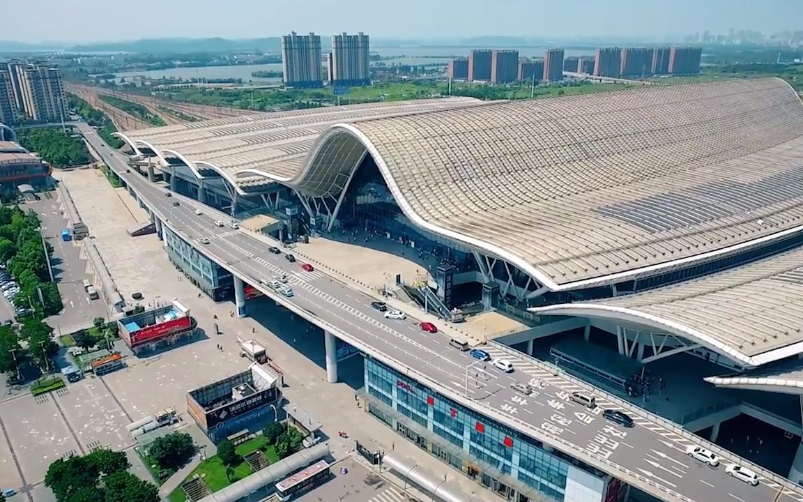 中国这个车站被美国评为最美高铁站顶棚设计犹如海浪